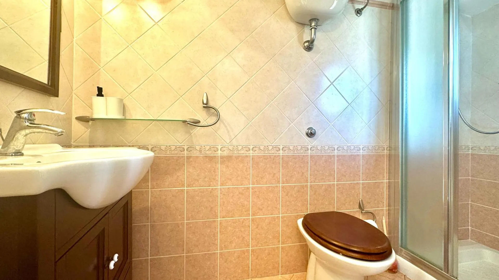 Abba House Apartman Bari Sardo 0*,